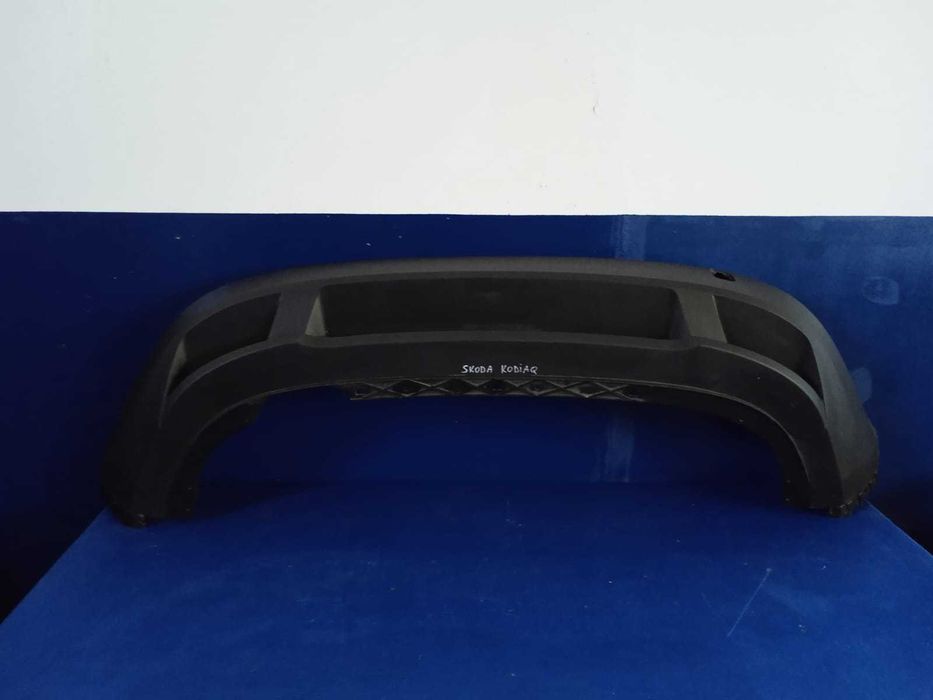 Skoda Kodiaq tylni spojler dyfuzor zderzaka tył