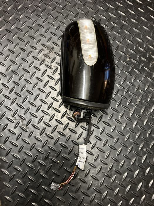 Mercedes-Benz C200 W203 - lusterko elektryczne prawe