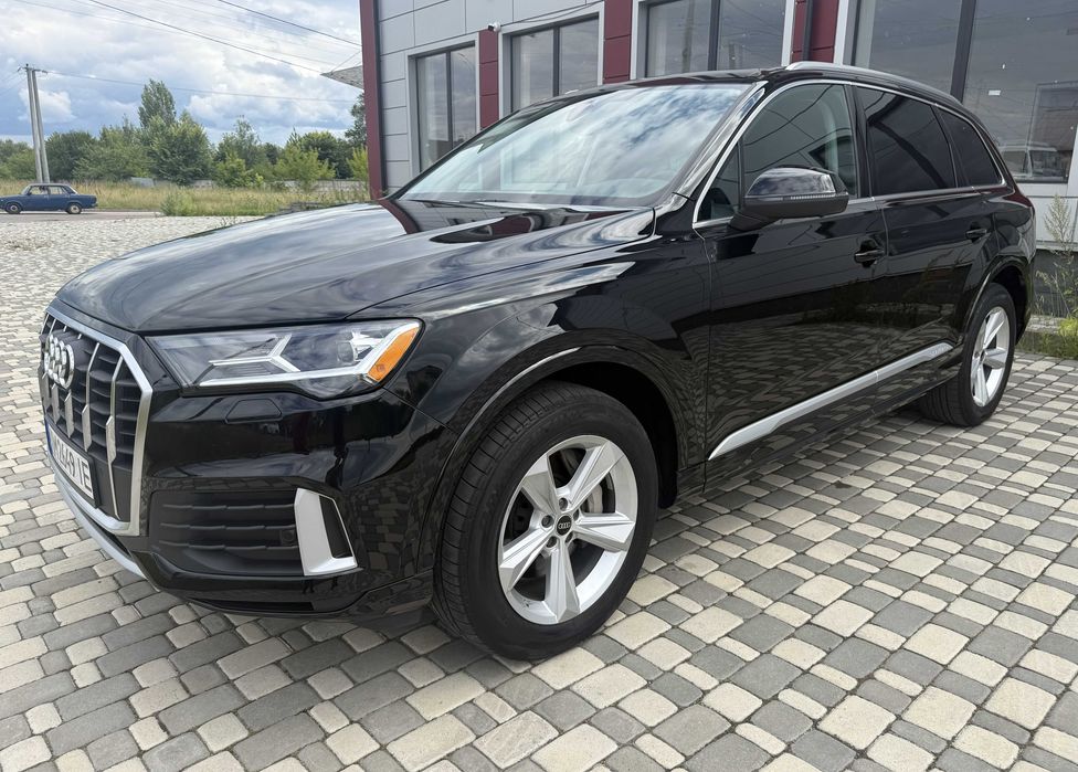 2022 Audi Q7 Premium