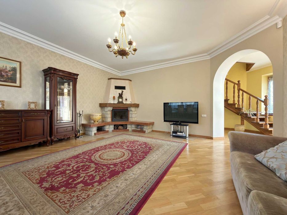 ПРОДАЖ пʼятикімнатного будинку у ЛЬВОВІ вул. Загородня (Левандівка)