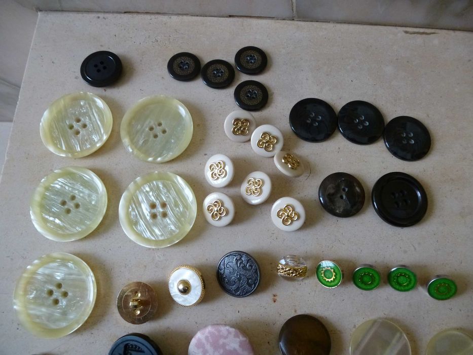 Lote de botões , antigos