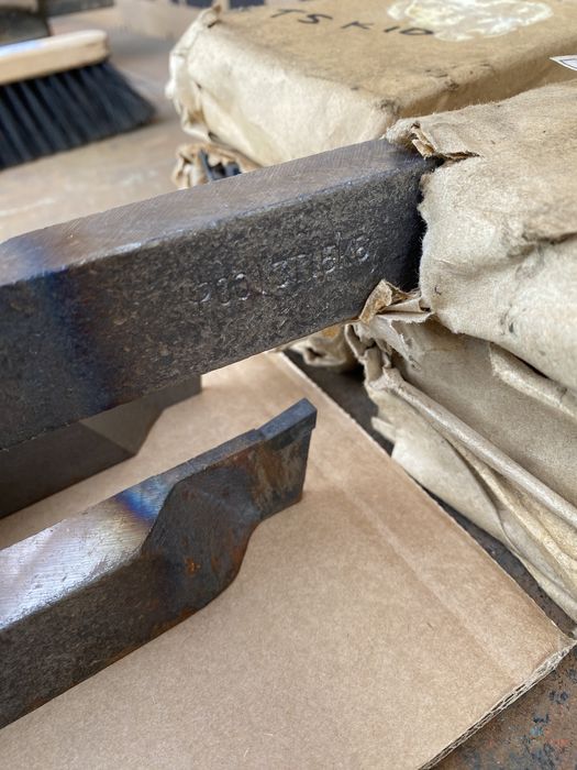 Різці токарні! ЧІЗ !Відрізні,різьбові,прохідні.