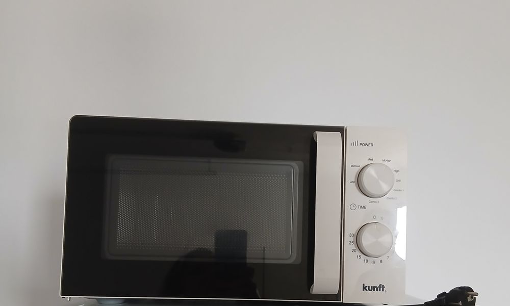 Microondas como novo