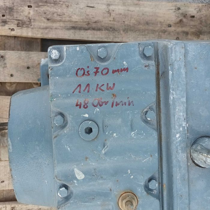 Motoreduktor Sew 11kw 48 onr/min oś 70mm