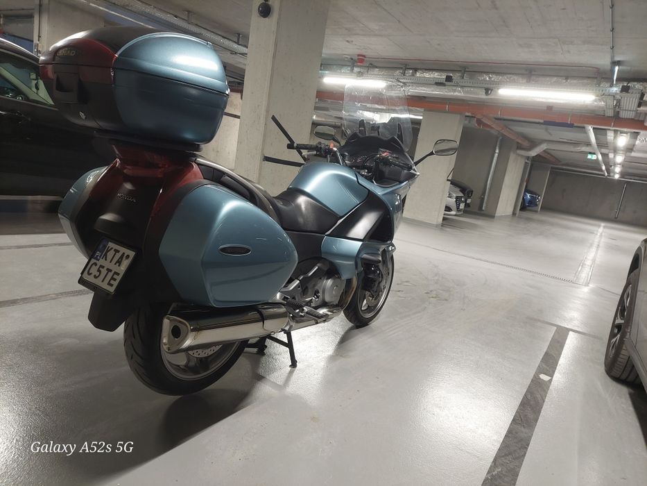 Honda ntv deauville 700 KAT A2