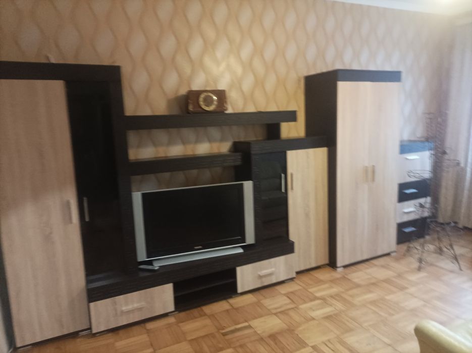 Величезна  3х-кім квартира на Зелених.Можна під Програми!