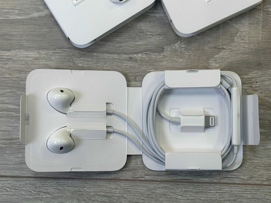 Навушники Apple iPhone EarPods with Mic Lightning НОВІ 100% ОРИГІНАЛ