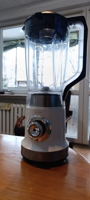 Blender stojący używany