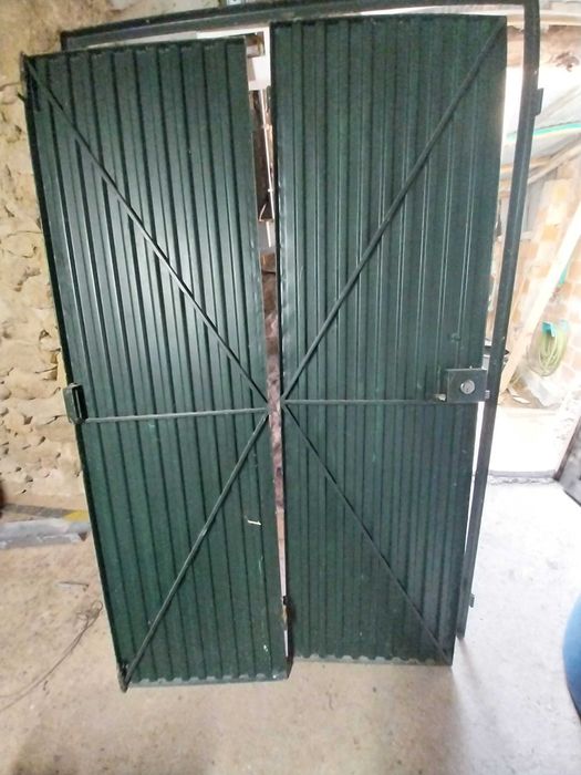 Portão de ferro usado