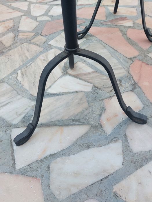 Consola madeira com pés de ferro