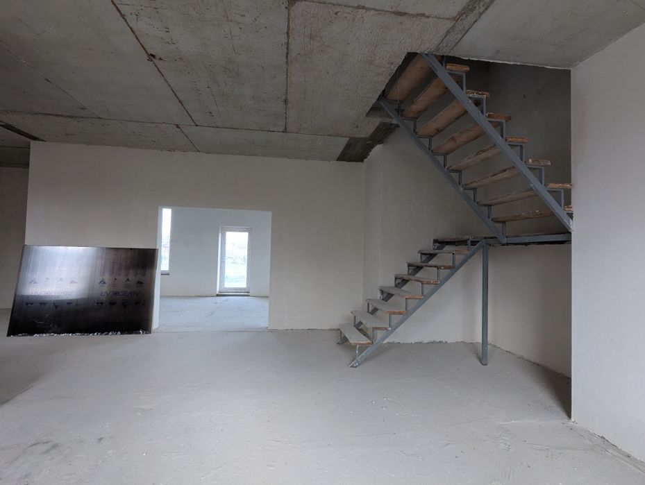 Продаж будинку|Котеджне містечко| 195 м² | 9 соток | Початковий ремонт