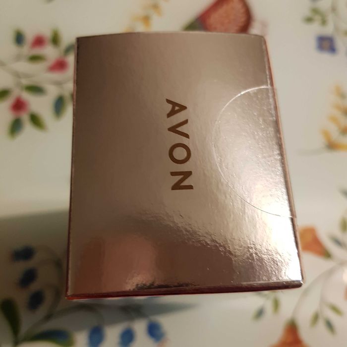 Tresell perfumy dla niej 50 ml. Avon Uwodzicielski zapach