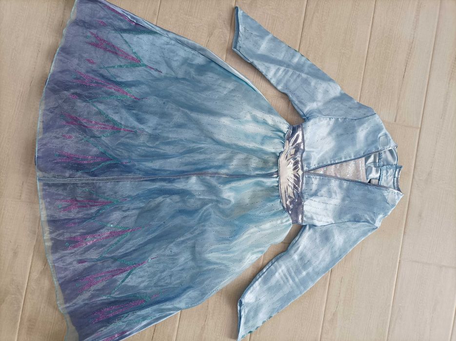 Костюм поліцейського, спайдермена, плаття Ельзи, Гонщика, Халка