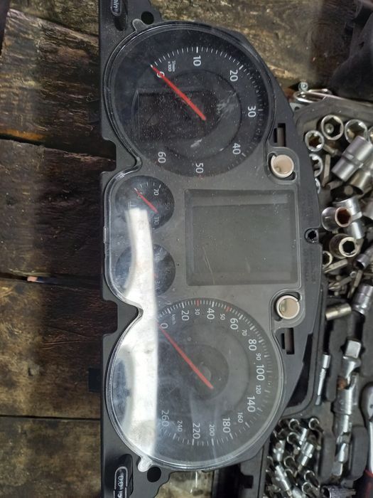Licznik vw passat b6 2.0tdi