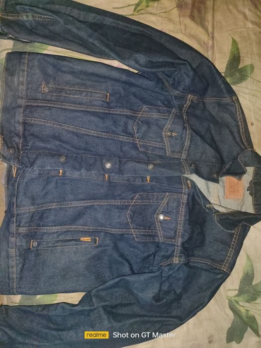 Sprzedam kurtkę jinsową marki montana  rozmiar Xl stan b.dobry