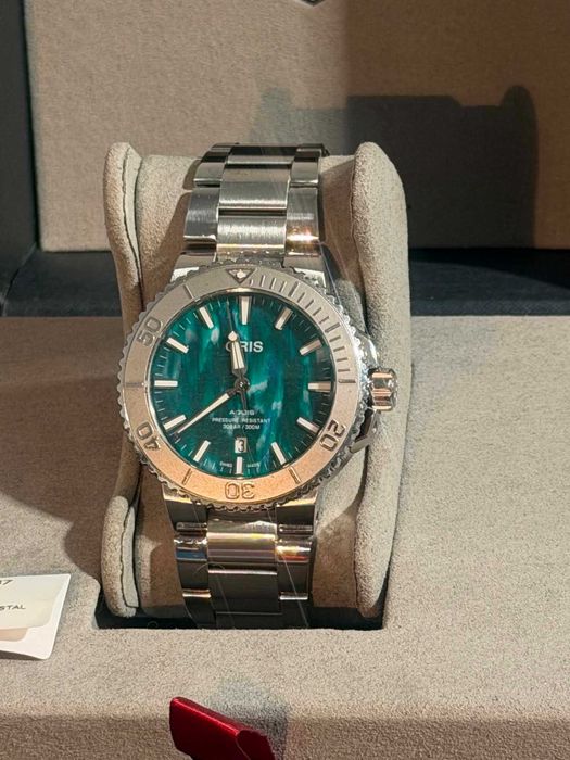 Zegarek Oris Aquis II Date 43.5mm Relief x Bracenet, gwarancja, 43.5mm, automat/Komis Krzysiek