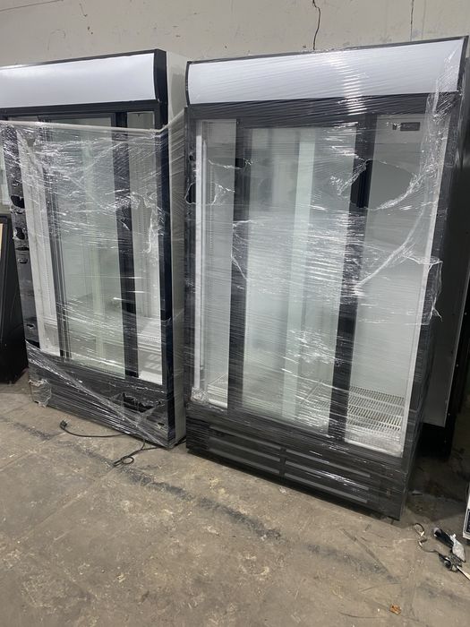 Холодильный шкаф двухдверный однодверный Холодильник торговый витрина