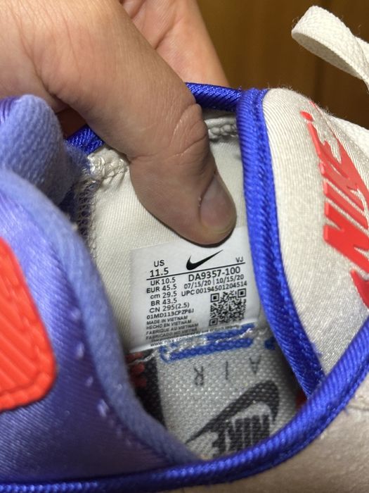 Кросівки чоловікі Nike Air Max 2090, у відмінному стані. 29.5 см