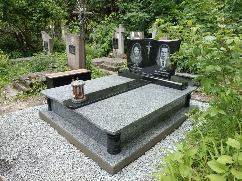 Виготовлення пам'ятників