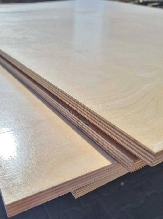 Sklejka gr. 15 mm lakierowana