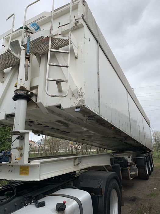 Зерновоз benalu 64 m3