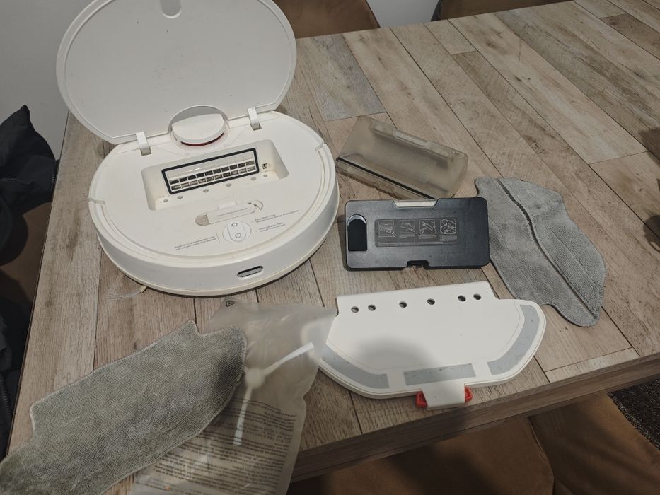 Xiaomi robot vacuum mop