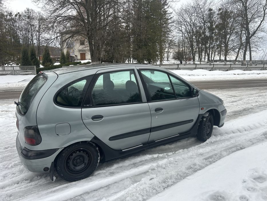 Renault Megane Scenic, 1.6 г/б, срочно!