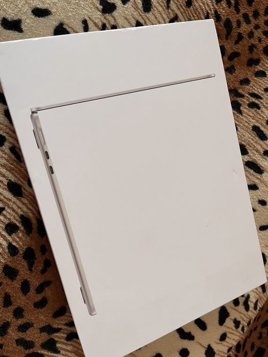ноутбук Apple MacBook Air 13.6" (модель A2681)