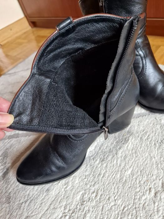 Botki CZARNA SKÓRA  firmy Lasocki roz 37