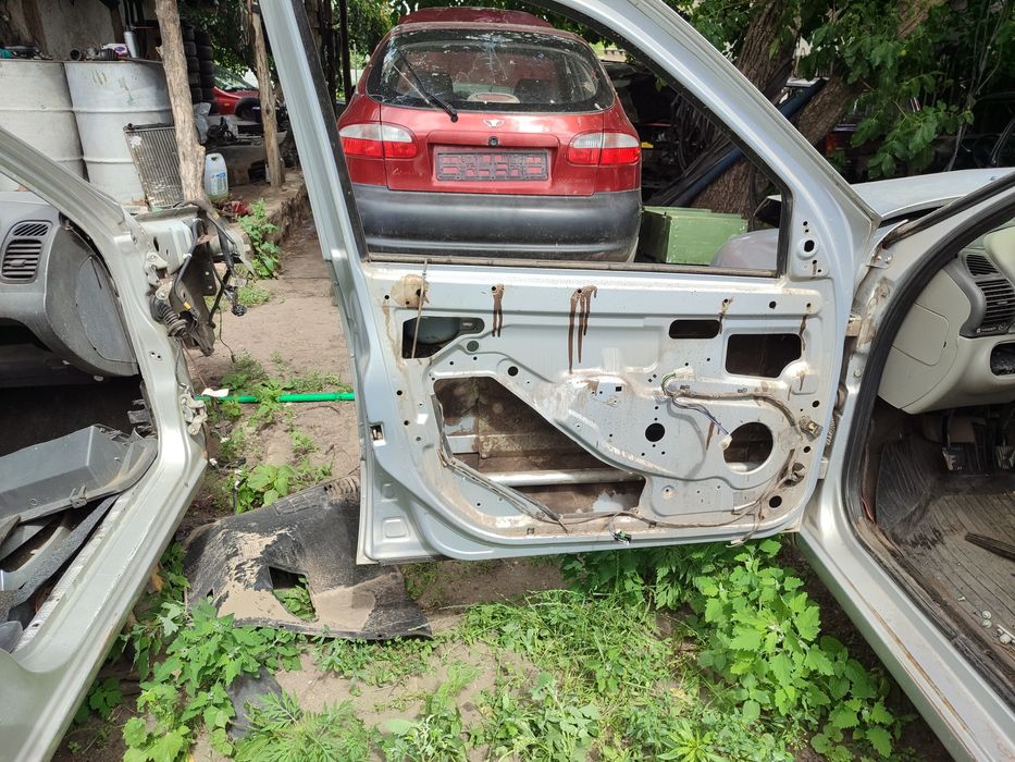 Дверь передняя левая калина гранта