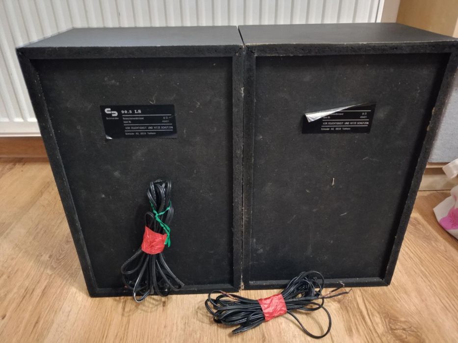 Wzamcniacz wraz z głośnikami