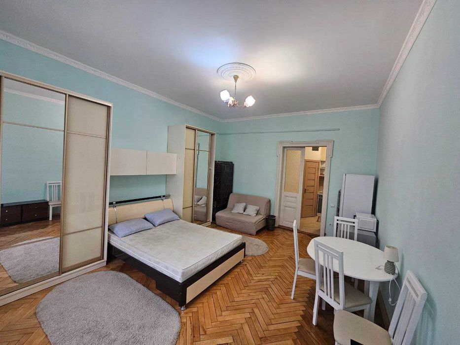 Продаж 1 кім. кв. центр, польський буд.**