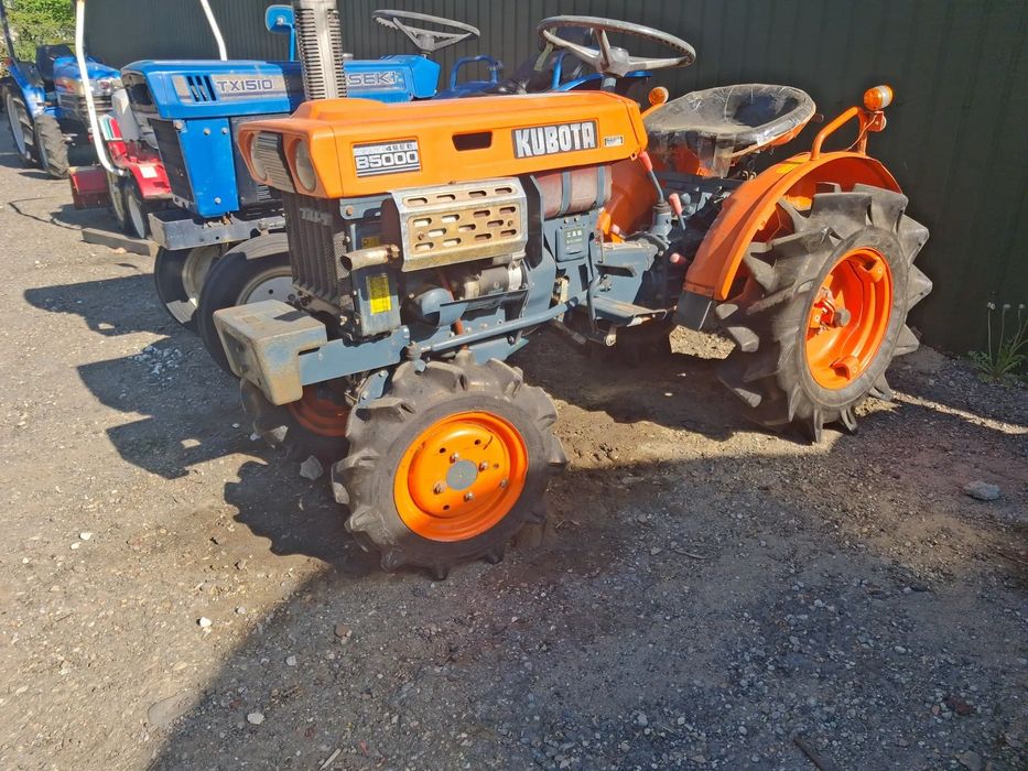 Kubota B5000  Kubota B5000 4x4