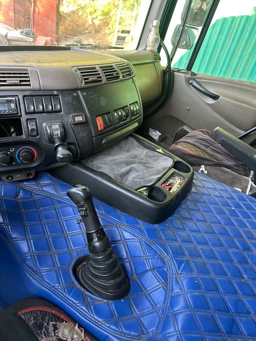 Продам DAF CF85.