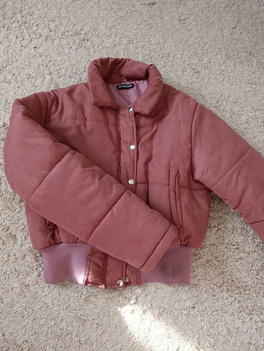 Бомбер куртка рожева