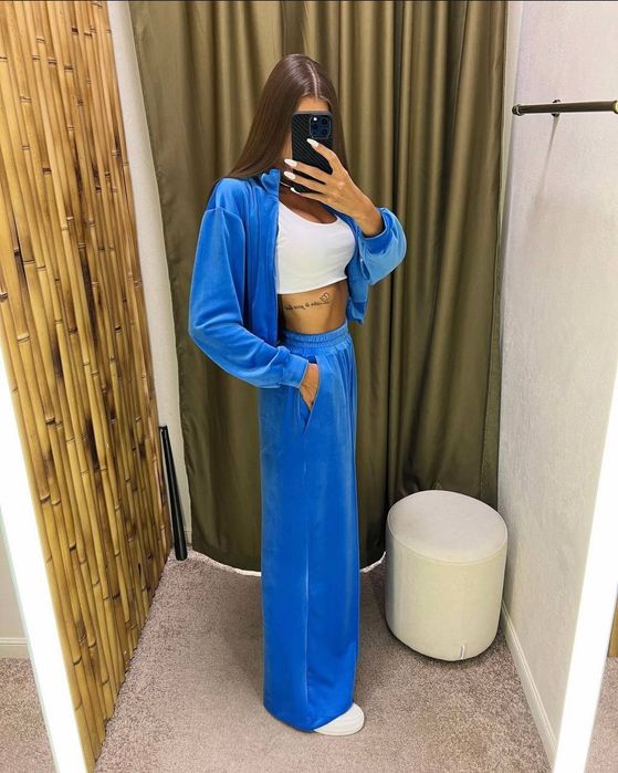 Жіночий спортивний костюм велюровий / спортивний костюм с капюшоном