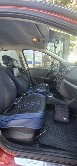 Renault Clio III 2005  Gasolina  180 mil