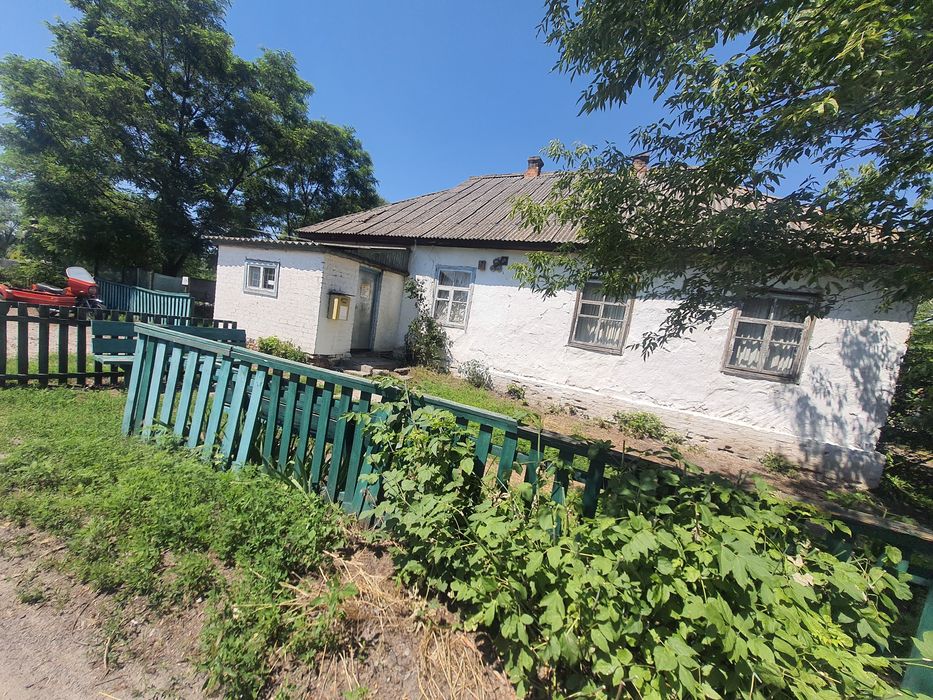 Бее% Комерційне Приміщення 128м2, вул. Дніпровська набер. с. Кийлів