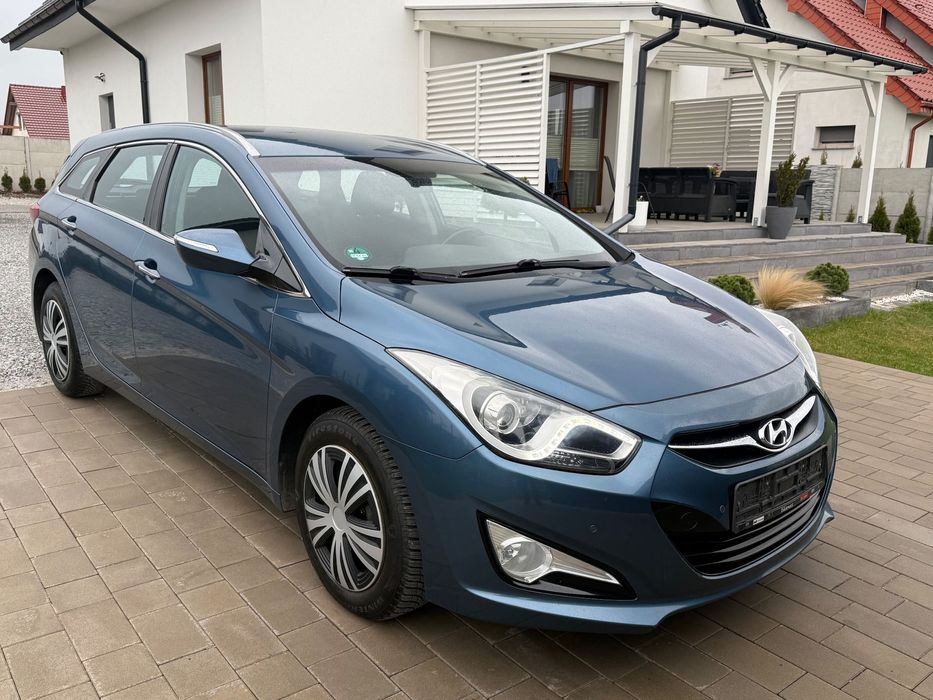 Hyundai i40 1.7 CRDI _136 kM_ Xenon_Led_ Kamera _ Zadbany