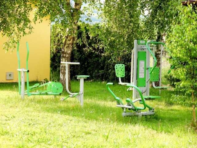 Agroturystyka  zajazd u Haliny nad Jeziorem Rożnowskim domki i pokoje