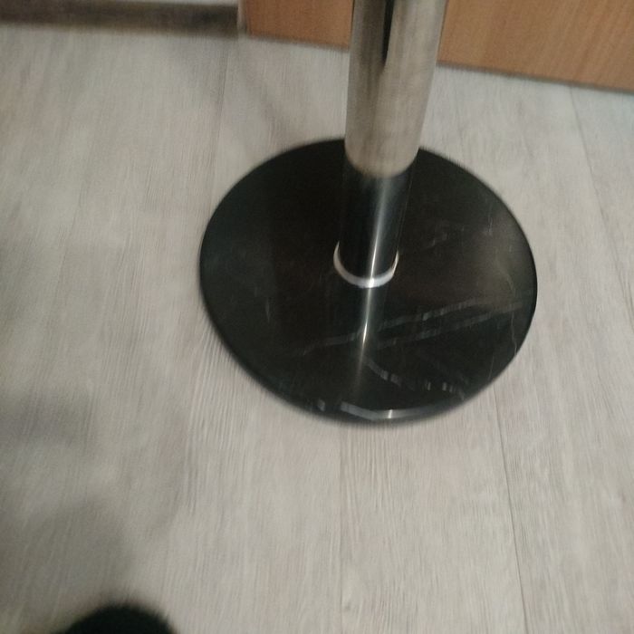 Okrągły stół szklany
