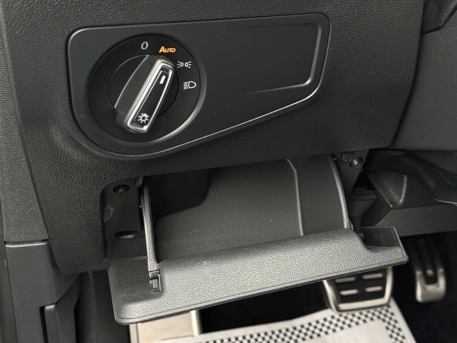 Volkswagen Tiguan SE R-Line      2023