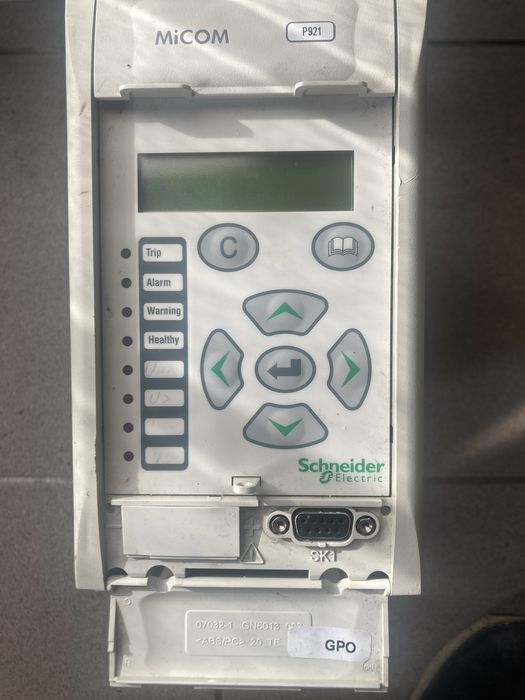 Реле напруги та частоти Schneider MiCOM P921,Р127,Р632