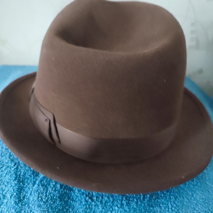 Шляпа   фетровая