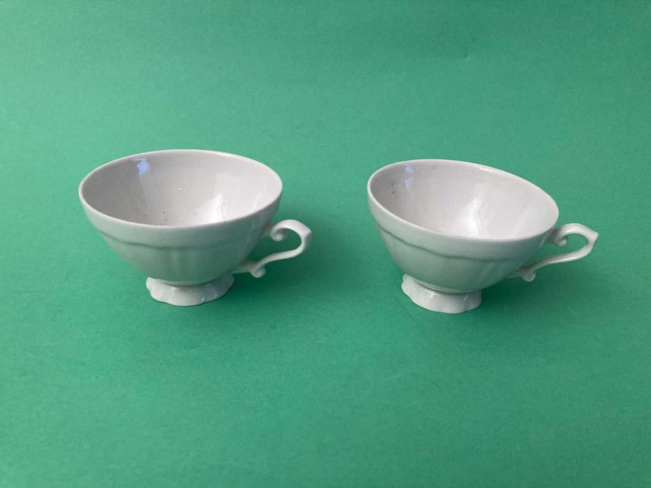 Lote de 2 Chávenas muito bonitas porcelana S.P. Coimbra Antigas
