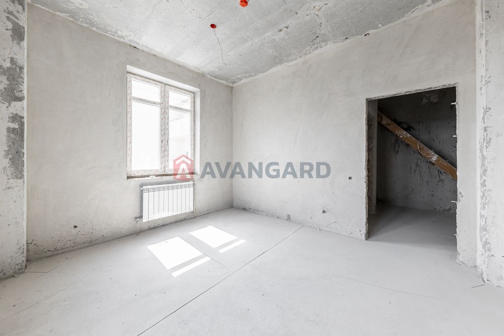 Продаж 2-рівневої 6-кімнатної квартири | Солом’янський район