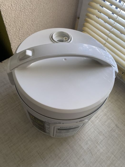 Мультиварка нова