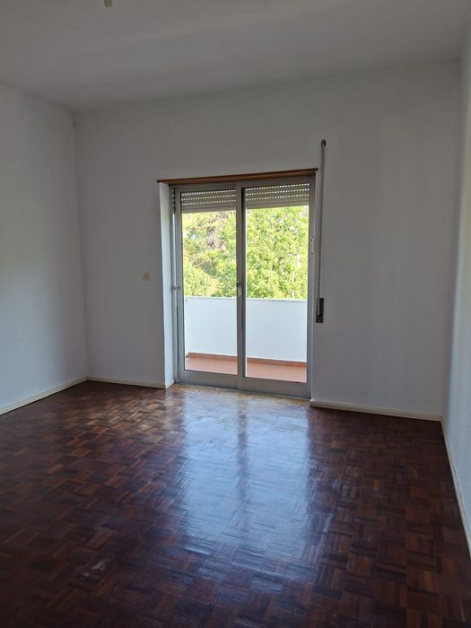 Apartamento T2 para arrendar