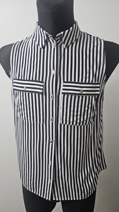 Elegancja bluzka z kołnierzykiem L Reserved