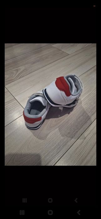 Adidasy 29 dla chłopca buty wiosenne przejsciowe sportowe białe
